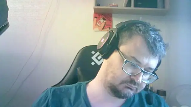 SirAbuser webcam