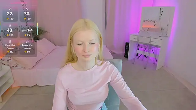 Laly_Peach webcam