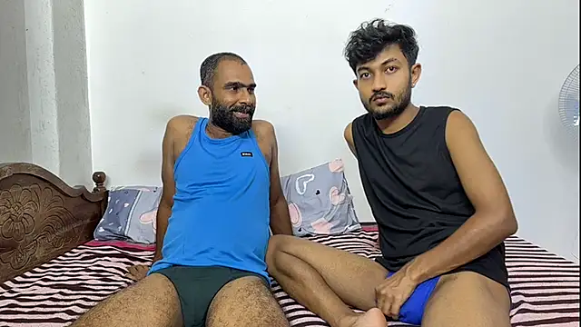 DesiDaddyandSon webcam