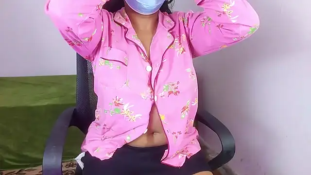 Watch SL_queen1 live on EroticFlix - High definition streams