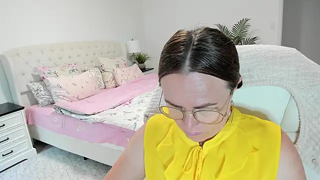 Vika73 webcam