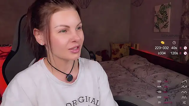 Watch Alaska_ya live on EroticFlix - High definition streams