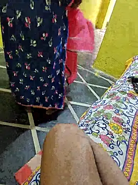 Priyasexcpl live sex cam