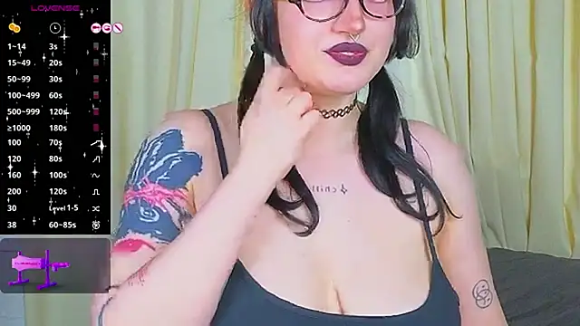 dario_doll__ webcam