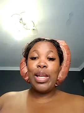 Watch SWEETDOLLY29XX live on EroticFlix - High definition streams
