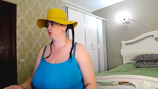 Evelyn_Shy webcam