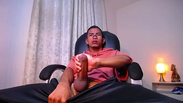 TOMBOYSEXX webcam