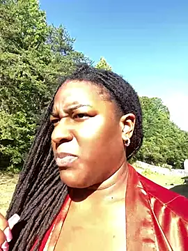 GirthGoddessCoco live cam