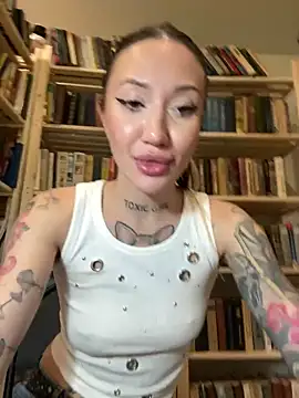 saintsquirt - SaintSquirt's free webcam - UK Sex Cams