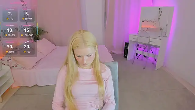 Laly_Peach webcam