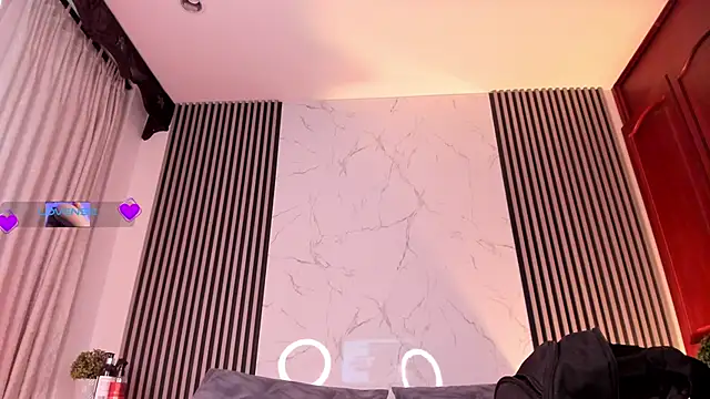 EthaanCox live cam