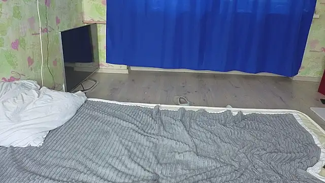 HelenMartines live cam