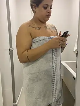 kahreal live cam