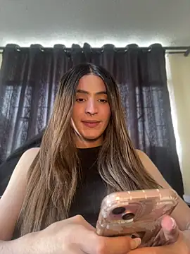Sodra - Trans webcam sex chat