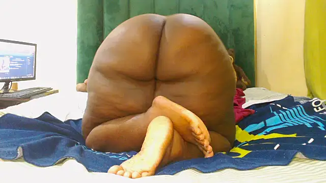 sexybigasss webcam