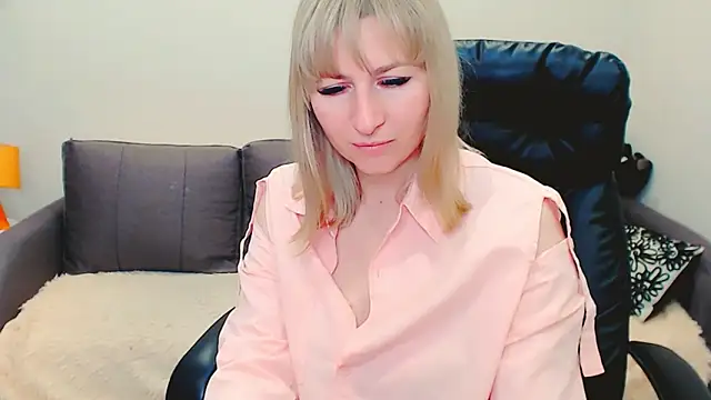 Incredible_Ariela webcam
