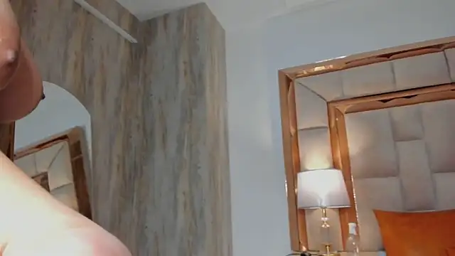 ValentinaBreats webcam