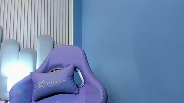luly_dreams webcam