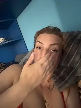 Hot-Milf4U live cam