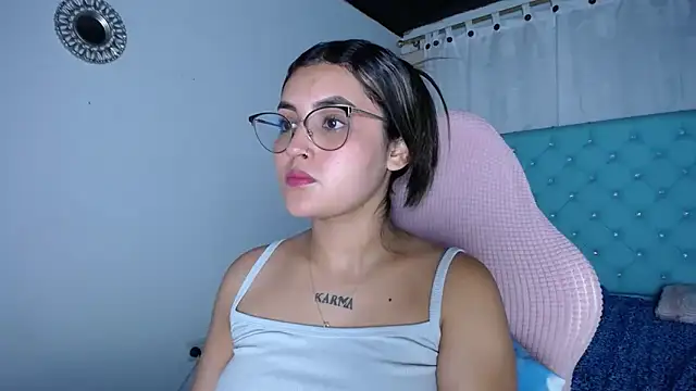 kathe-mills235 webcam