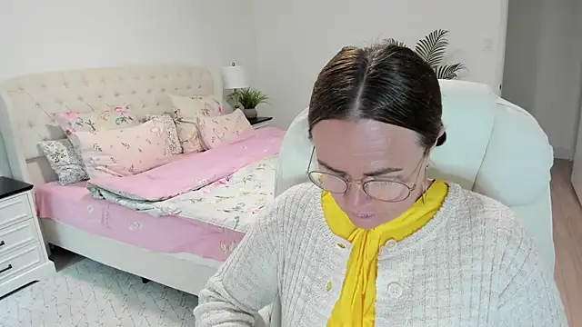 Vika73 webcam