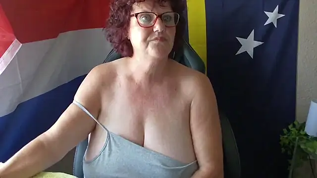 grandjo69 (F mature) - LT win-Neighbour Cowgirl Fuck