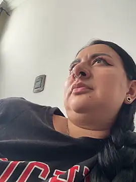 Watch Abril_Luv live on EroticFlix - High definition streams