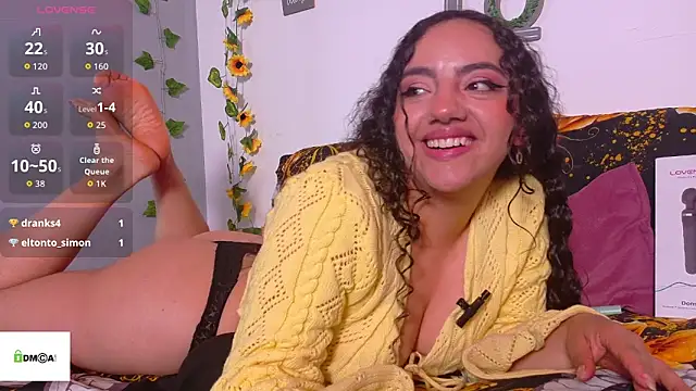 emiily_curly webcam