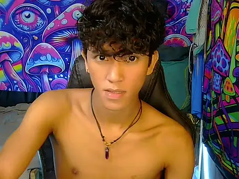 hugekenbigcock webcam
