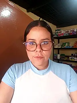 Watch Blanquita_vip live on EroticFlix - High definition streams