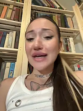 saintsquirt (F young) - MOAN LOUD IN MENS TOILET!!!