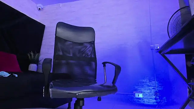 jhon_bear03 (M young) - worship your king until he cum