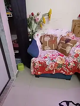 kaamuk_shweta webcam