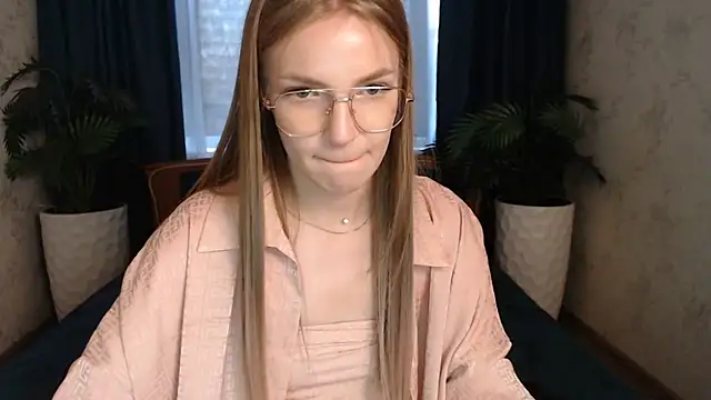 HitGyrl webcam