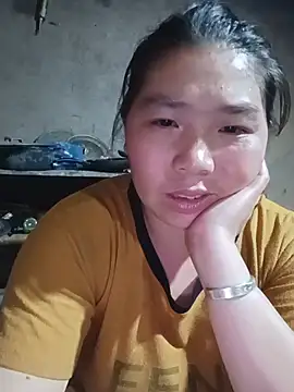 quynhkoolbae webcam
