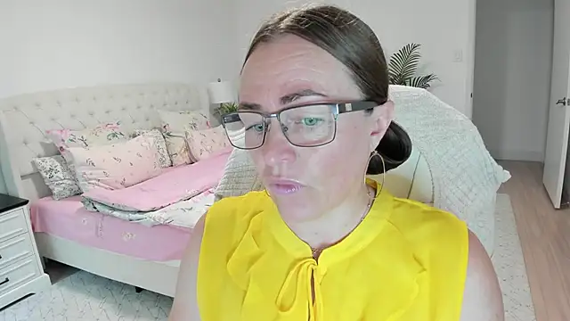 Vika73 webcam