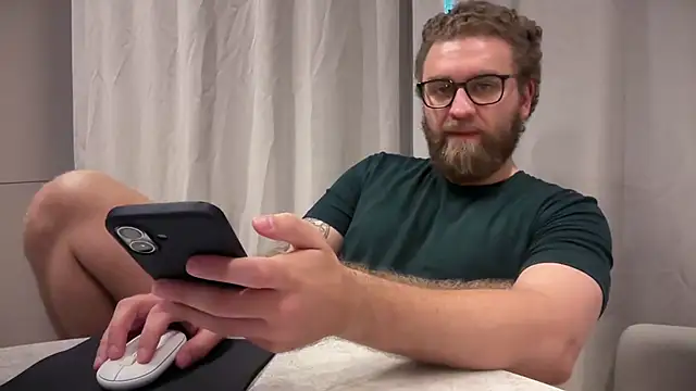 Bear_bear_ webcam
