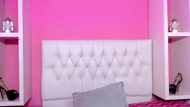 x_isabella_x webcam