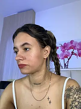 Watch JuliaColemann live on EroticFlix - High definition streams