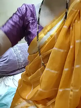 Watch anuradha1432 live on EroticFlix - High definition streams