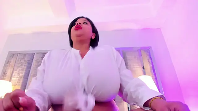 Ciara_Benet webcam