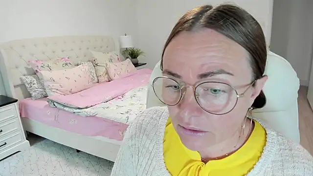 Vika73 webcam