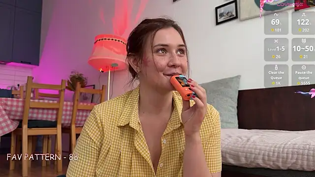 Watch AurikTrix live on EroticFlix - High definition streams