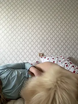 adel_secret webcam