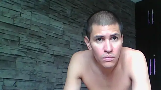 Sexylatin64 webcam