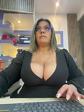 isabella_horney_ webcam