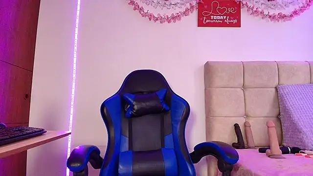 dulce_mariaa___ webcam