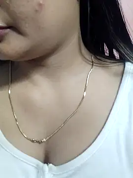 Wild-janvi webcam