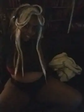 venezuelaluxenoir - VenezuelaLuxeNoir's free webcam - UK Sex Cams