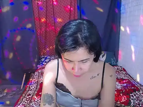 BriannaCruz24 webcam